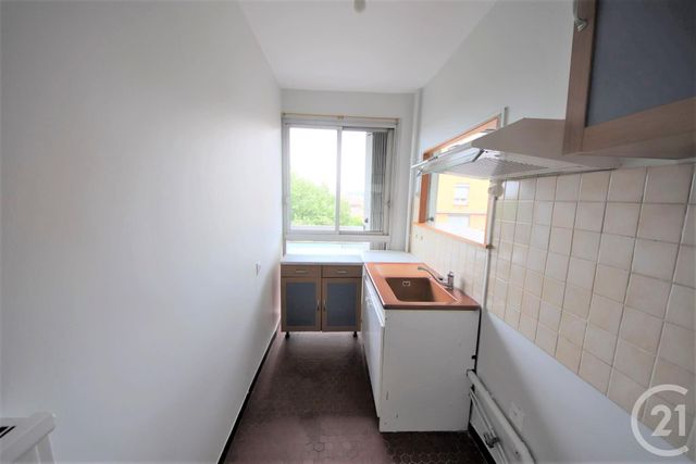 Appartement T2 à louer - 2 pièces - 46.6 m2 - TOULOUSE - 31 - MIDI-PYRENEES - Century 21 Les Minimes