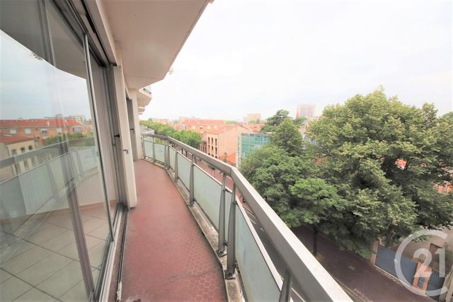 Appartement T2 à louer - 2 pièces - 46.6 m2 - TOULOUSE - 31 - MIDI-PYRENEES - Century 21 Les Minimes