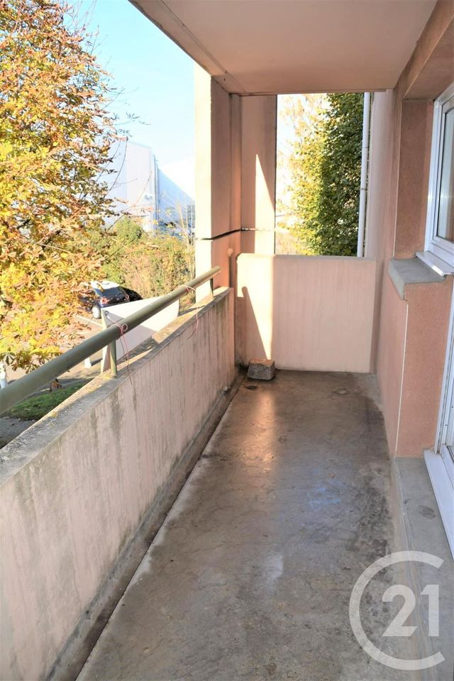 Appartement T2 à louer - 2 pièces - 47.71 m2 - TOULOUSE - 31 - MIDI-PYRENEES - Century 21 Les Minimes