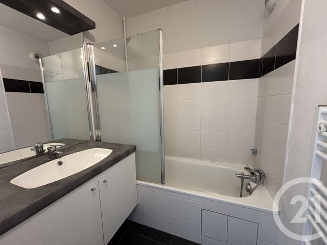 Appartement T3 à louer - 3 pièces - 64.84 m2 - TOULOUSE - 31 - MIDI-PYRENEES - Century 21 Les Minimes