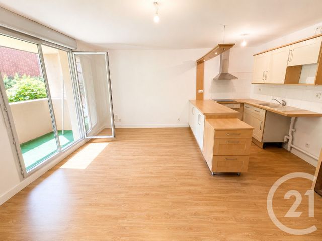 Appartement à louer - 3 pièces - 55.84 m2 - TOULOUSE - 31 - MIDI-PYRENEES - Century 21 Les Minimes