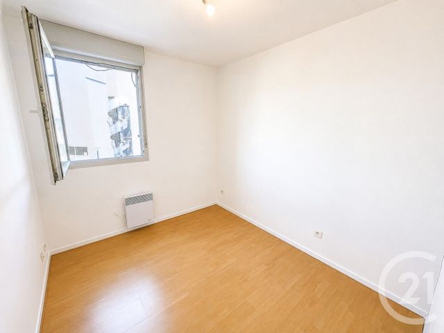 Appartement à louer - 3 pièces - 55.84 m2 - TOULOUSE - 31 - MIDI-PYRENEES - Century 21 Les Minimes