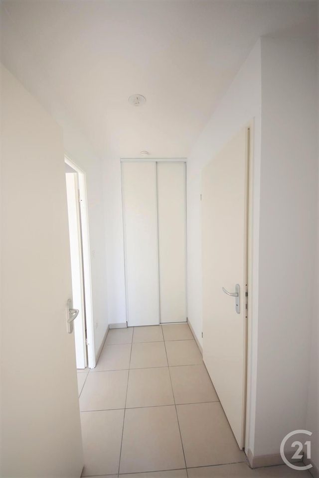 Appartement T2 à louer - 2 pièces - 39.65 m2 - TOULOUSE - 31 - MIDI-PYRENEES - Century 21 Les Minimes