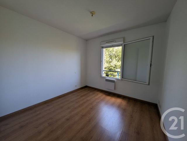Appartement T3 à vendre - 3 pièces - 60.0 m2 - L ISLE JOURDAIN - 32 - MIDI-PYRENEES - Century 21 Les Minimes