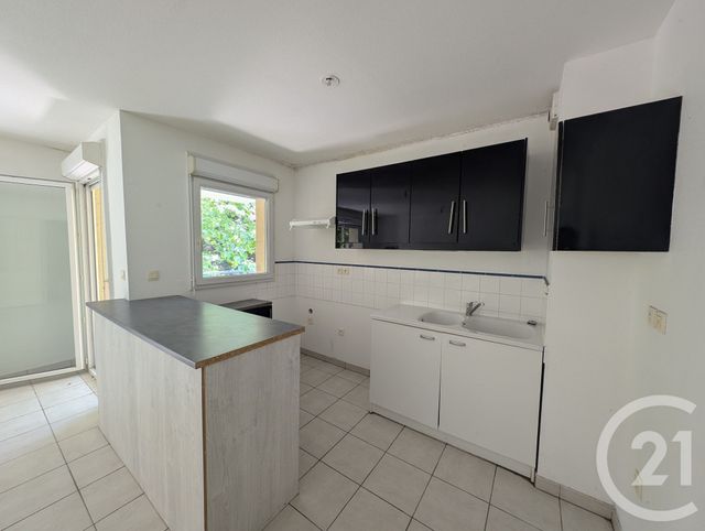 Appartement T3 à vendre - 3 pièces - 60.0 m2 - L ISLE JOURDAIN - 32 - MIDI-PYRENEES - Century 21 Les Minimes