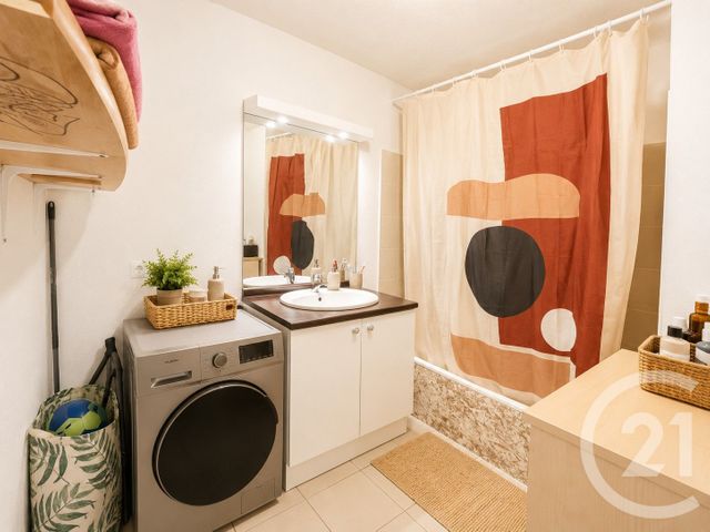 Appartement F3 à vendre - 3 pièces - 60.65 m2 - TOULOUSE - 31 - MIDI-PYRENEES - Century 21 Les Minimes