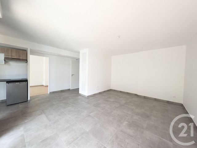 Appartement T2 à louer - 2 pièces - 46.86 m2 - TOULOUSE - 31 - MIDI-PYRENEES - Century 21 Les Minimes