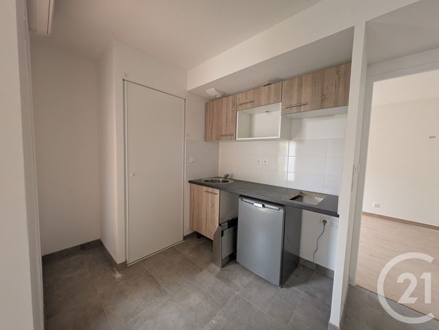 Appartement T2 à louer - 2 pièces - 46.86 m2 - TOULOUSE - 31 - MIDI-PYRENEES - Century 21 Les Minimes