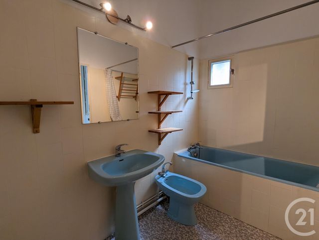 Appartement T3 à louer - 4 pièces - 102.18 m2 - TOULOUSE - 31 - MIDI-PYRENEES - Century 21 Les Minimes