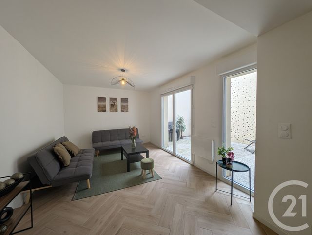 Appartement T2 à louer - 2 pièces - 47.93 m2 - TOULOUSE - 31 - MIDI-PYRENEES - Century 21 Les Minimes