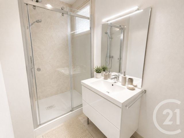 Appartement T3 à vendre - 4 pièces - 100.0 m2 - TOULOUSE - 31 - MIDI-PYRENEES - Century 21 Les Minimes