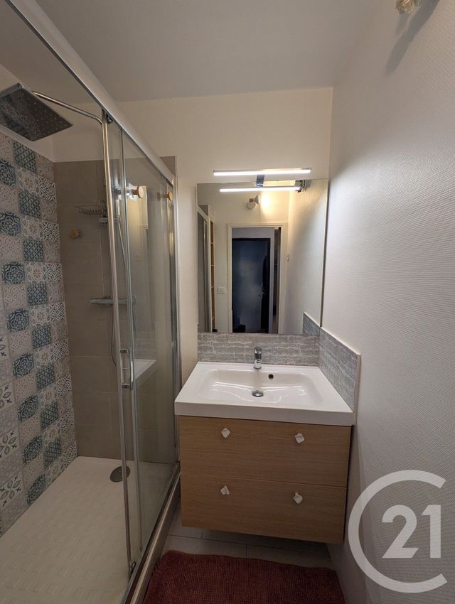 Appartement T3 à louer - 3 pièces - 57.05 m2 - TOULOUSE - 31 - MIDI-PYRENEES - Century 21 Les Minimes