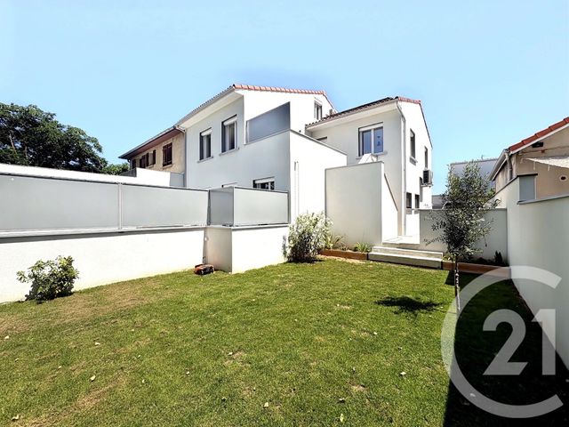 Appartement T5 à vendre - 6 pièces - 105.72 m2 - TOULOUSE - 31 - MIDI-PYRENEES - Century 21 Les Minimes