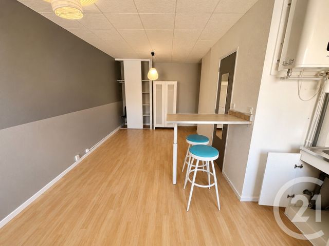 Appartement T1 à vendre - 1 pièce - 23.0 m2 - TOULOUSE - 31 - MIDI-PYRENEES - Century 21 Les Minimes