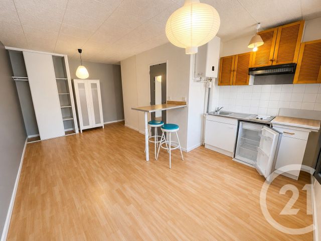 Appartement T1 à vendre - 1 pièce - 23.0 m2 - TOULOUSE - 31 - MIDI-PYRENEES - Century 21 Les Minimes