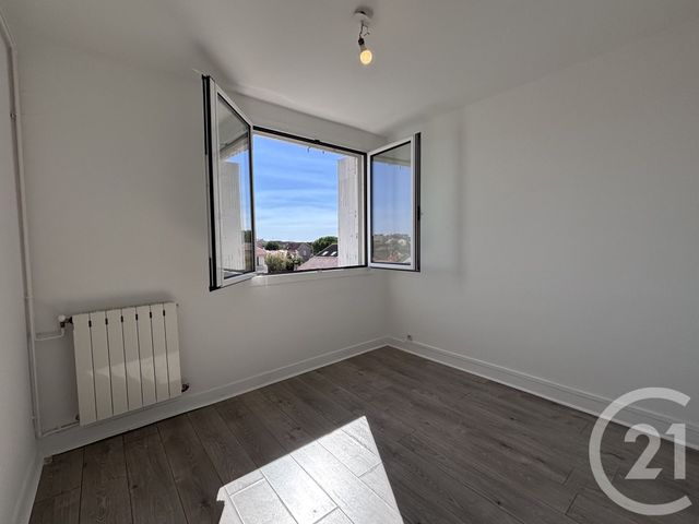 Appartement T5 à louer - 5 pièces - 96.55 m2 - TOULOUSE - 31 - MIDI-PYRENEES - Century 21 Les Minimes