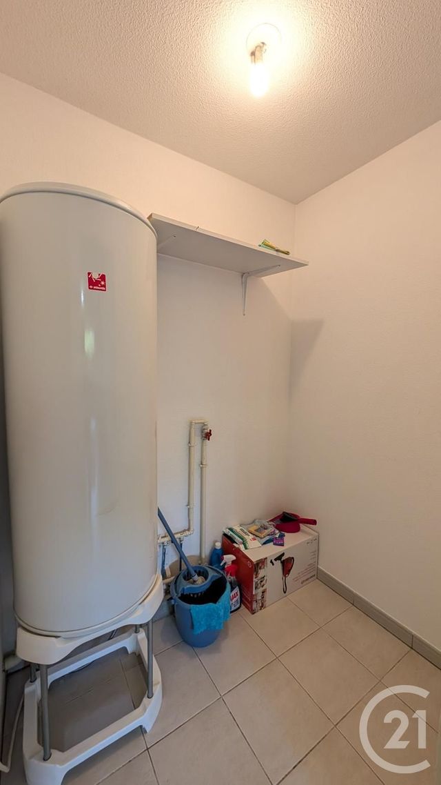 Appartement T3 à louer - 3 pièces - 58.43 m2 - TOULOUSE - 31 - MIDI-PYRENEES - Century 21 Les Minimes