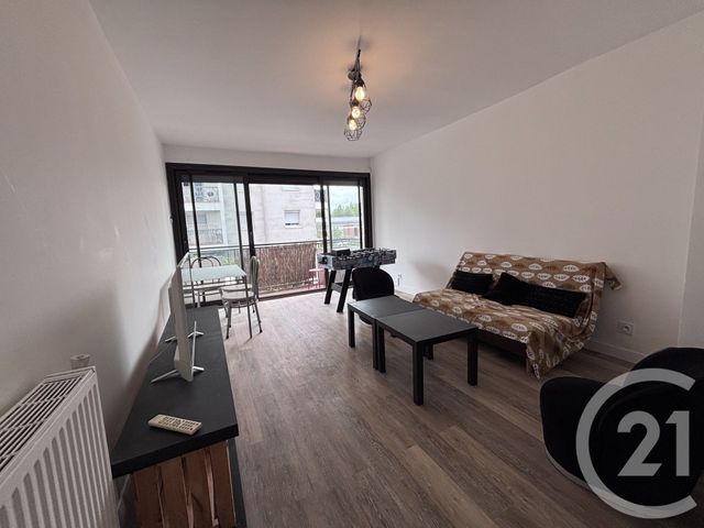 Appartement T4 à louer - 4 pièces - 64.69 m2 - TOULOUSE - 31 - MIDI-PYRENEES - Century 21 Les Minimes