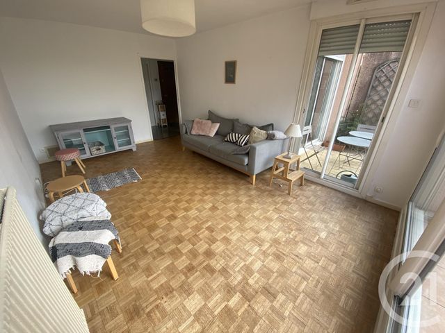Appartement T2 à louer - 2 pièces - 52.78 m2 - TOULOUSE - 31 - MIDI-PYRENEES - Century 21 Les Minimes