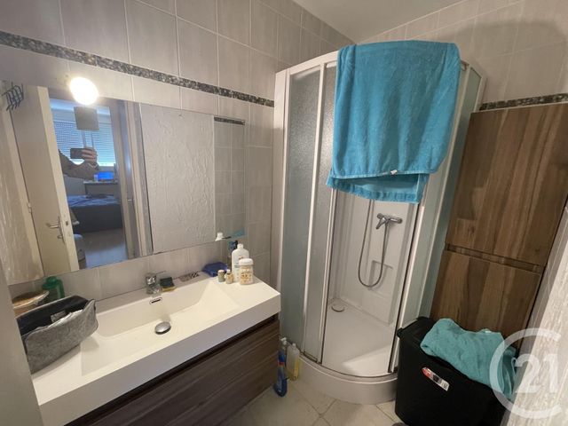 Appartement T2 à louer - 2 pièces - 52.78 m2 - TOULOUSE - 31 - MIDI-PYRENEES - Century 21 Les Minimes