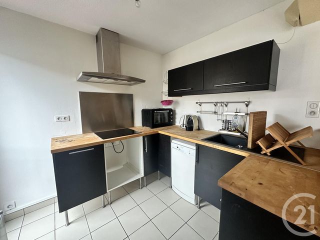 Appartement T3 à louer - 3 pièces - 61.91 m2 - TOULOUSE - 31 - MIDI-PYRENEES - Century 21 Les Minimes