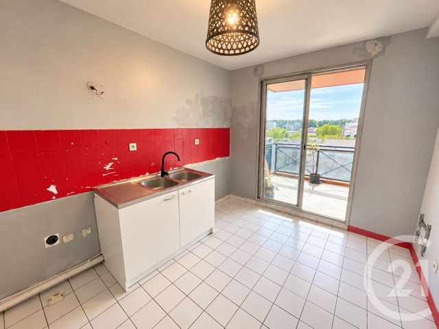 Appartement T3 à vendre - 3 pièces - 70.46 m2 - TOULOUSE - 31 - MIDI-PYRENEES - Century 21 Les Minimes