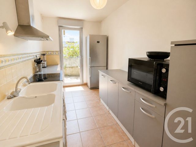 Appartement T3 à vendre - 3 pièces - 63.58 m2 - TOULOUSE - 31 - MIDI-PYRENEES - Century 21 Les Minimes