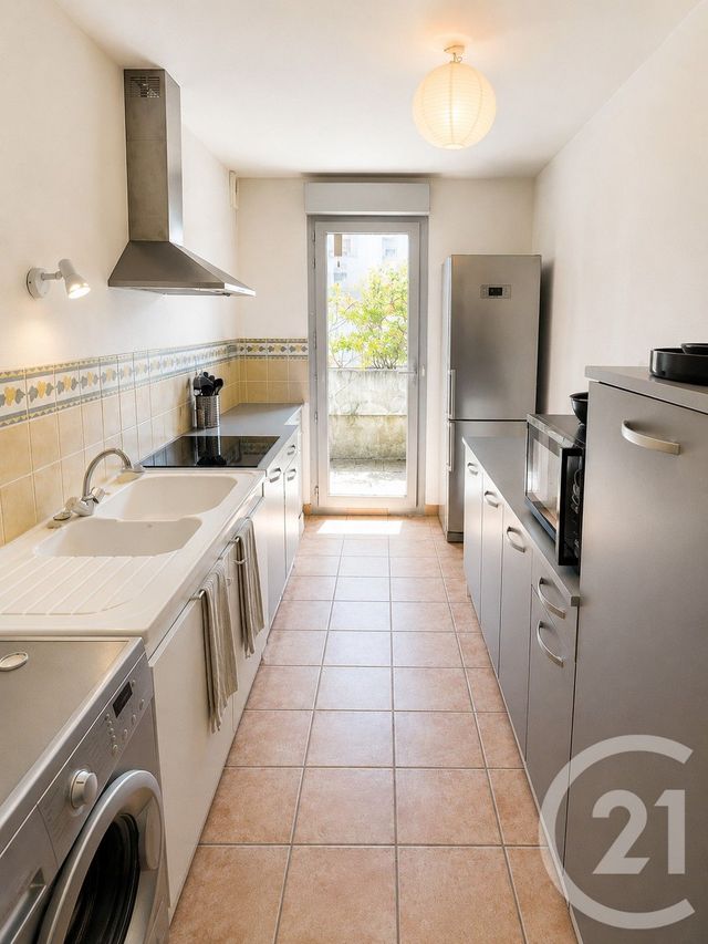 Appartement T3 à vendre - 3 pièces - 63.58 m2 - TOULOUSE - 31 - MIDI-PYRENEES - Century 21 Les Minimes